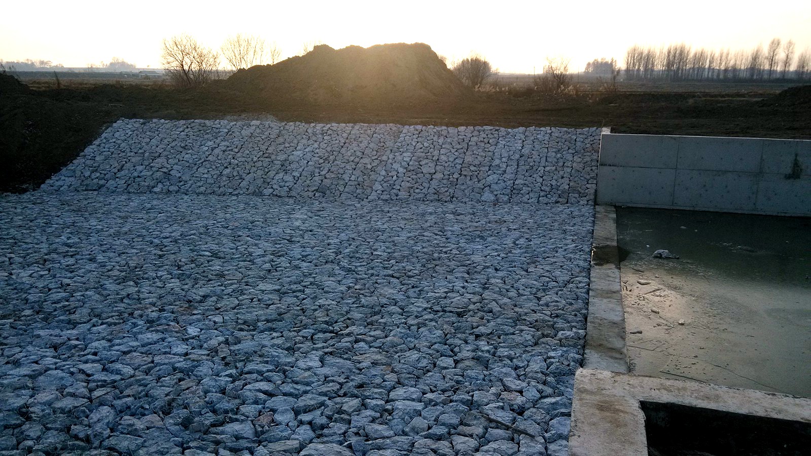 吉林隆源水利工程有限公司紅旗嶺鎮太平攔河壩